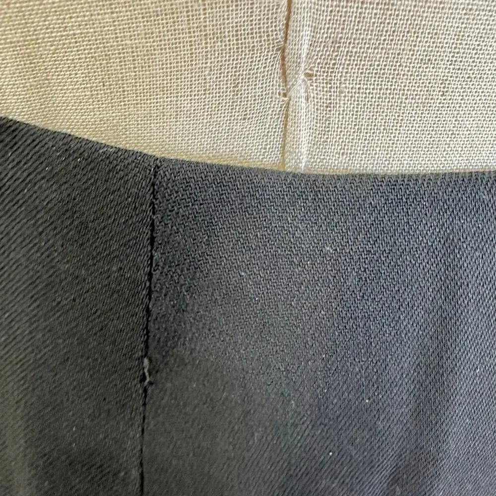 Vintage 90s Armani Collezioni Black Wool Pencil Skirt Embroidered lace Size 8‎